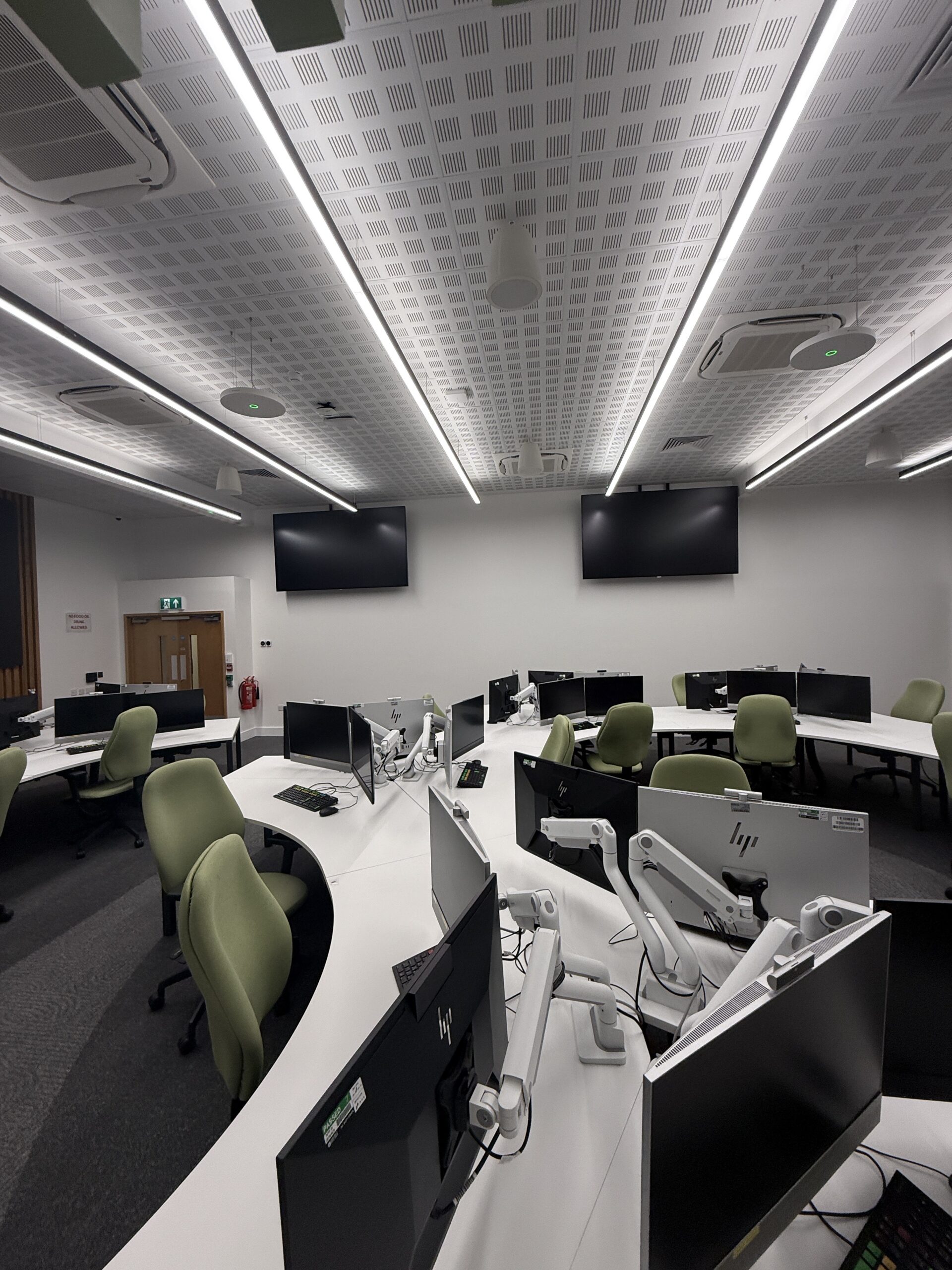 Netcomm Ltd | Network Cabling & Fibre Optic UK
